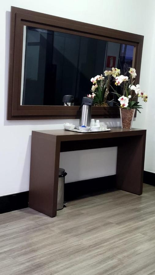 Hotel Serra Negra Betim Luaran gambar