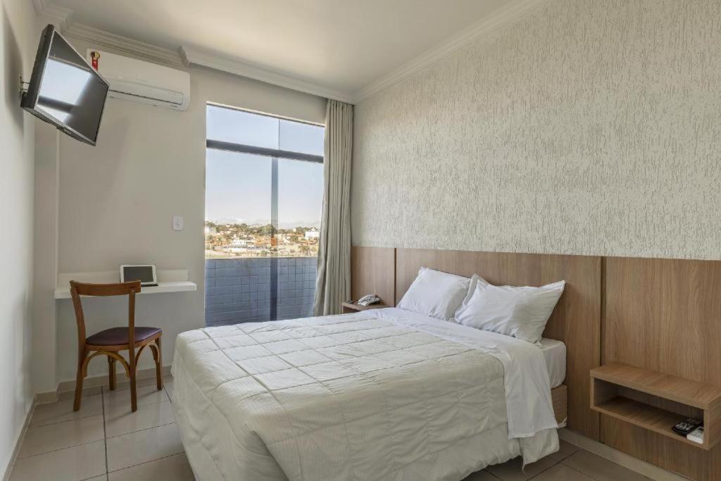 Hotel Serra Negra Betim Luaran gambar