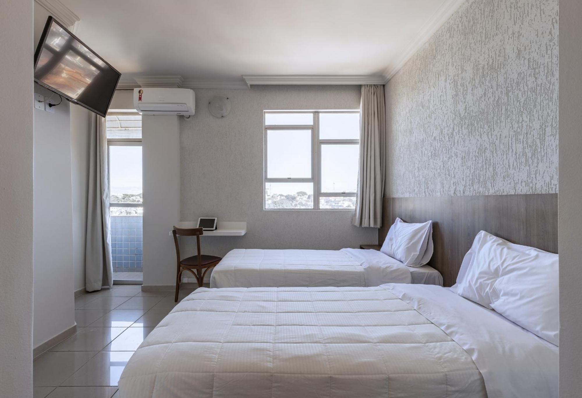 Hotel Serra Negra Betim Luaran gambar